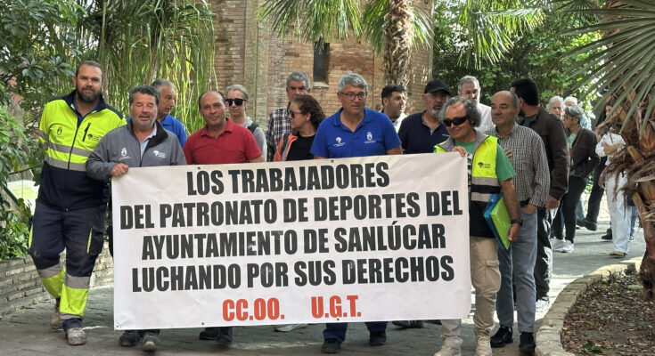 EL PSOE REITERA SU APOYO A LAS REIVINDICACIONES DE LOS TRABAJADORES DEL POLIDEPORTIVO
